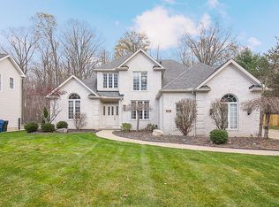 5491 Jacqueline Ln, North Olmsted, OH 44070