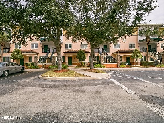 2nd image of 9745 TOUCHTON Road #903