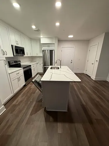 9 Woodlake Blvd #313 Photo 1
