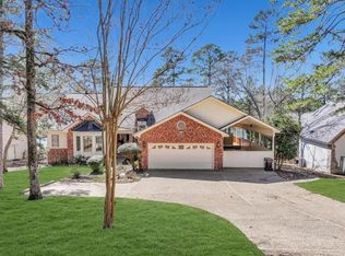 10 Adaja Ln, Hot Springs Village, AR 71909