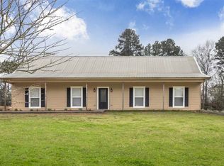 1785 Crystal Farms Rd, Tatum, TX 75691