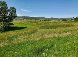 3505 Twisted Oak Rd, Sturgis, SD 57785