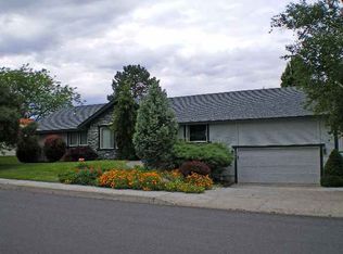 106 W Hillview Dr, Richland, WA