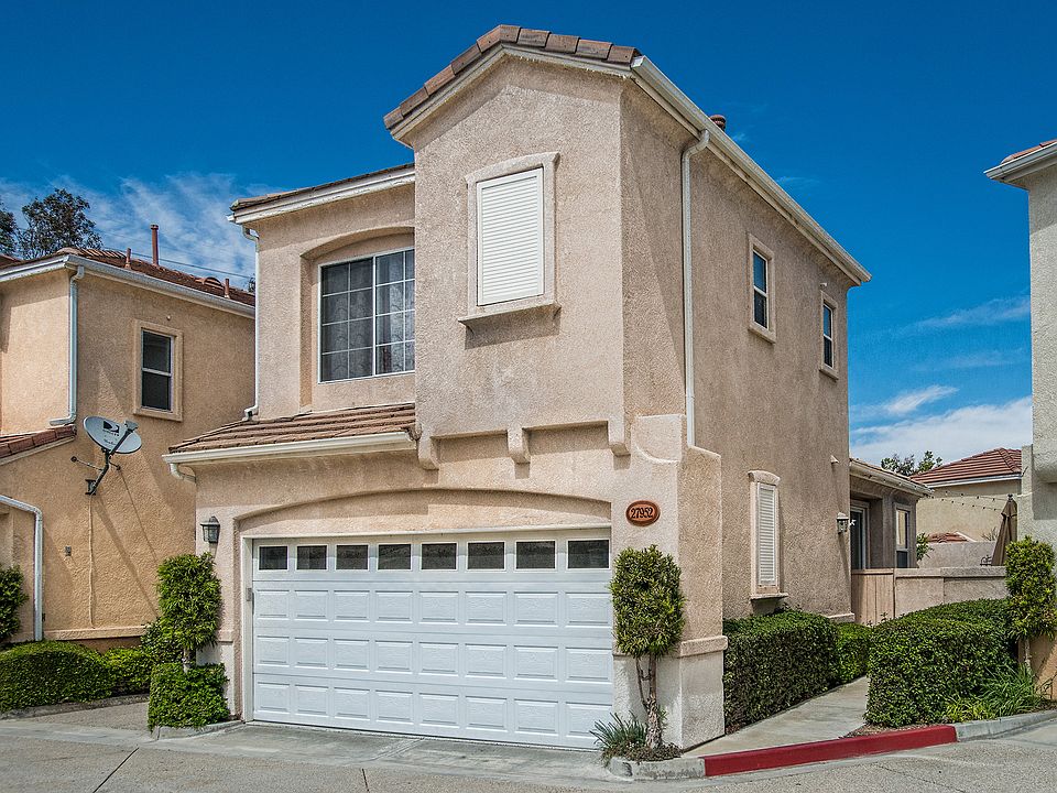 1st image of 27952 Crown Court Cir