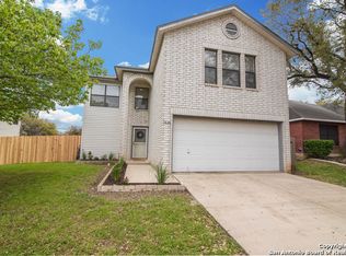 11626 Gulf Sta, Helotes, TX 78023