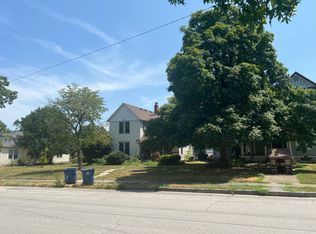 1330 S Maple St, Carthage, MO 64836