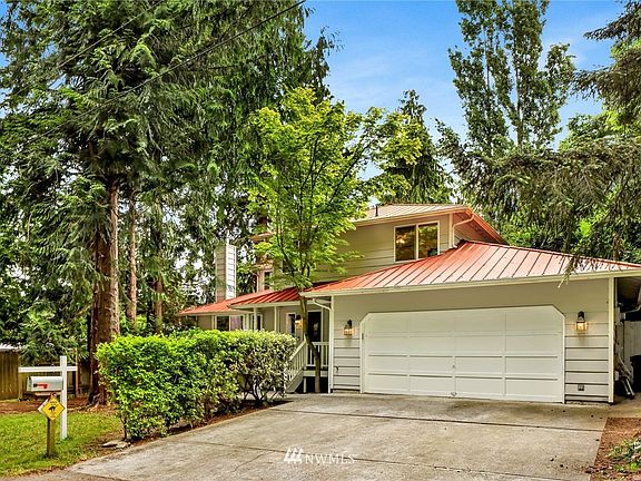 3rd image of 7843 Mortland Dr