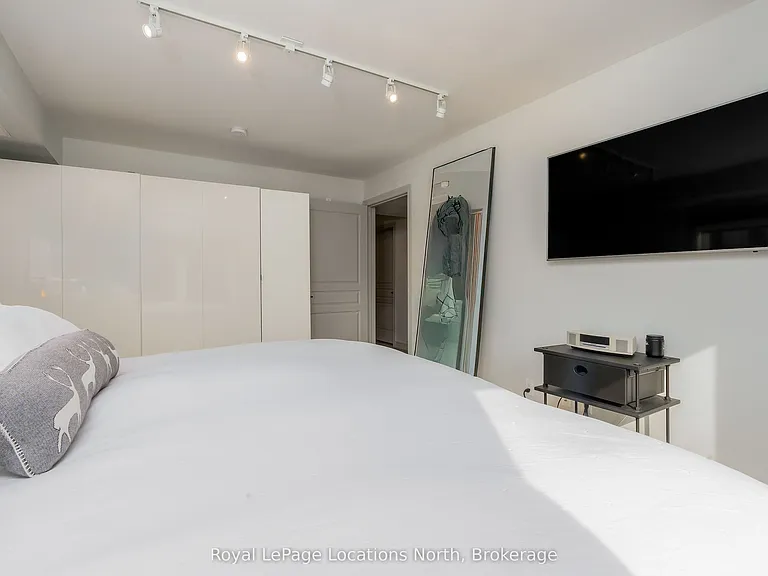 4 Cove Ct #101 — Photo 7