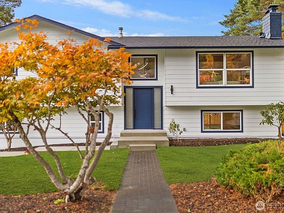 3rd image of 13533 131st Avenue NE
