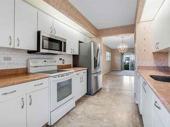 3rd image of 13105 SW 16th Ct APT 101L