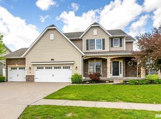 2036 E 60th St, Davenport, IA
