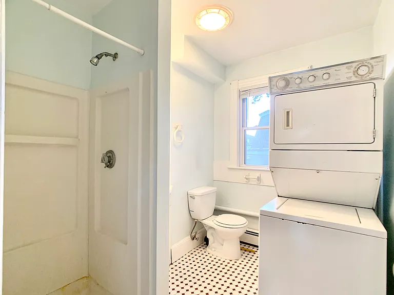 35 E Bowery St #2 — Photo 12