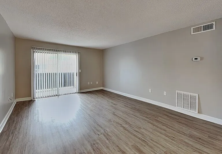 918 Lake Destiny Rd #E — Photo 8