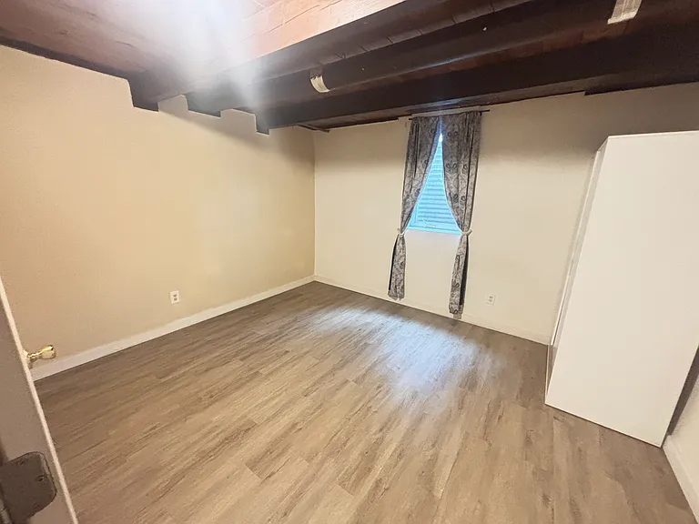 1041 SE 190th Ave #B — Photo 11