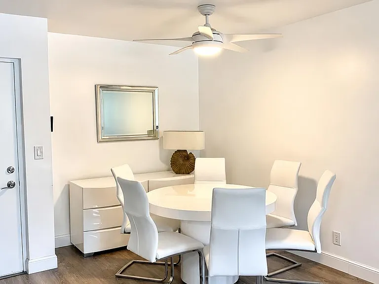 950 Egret Cir #5206 — Photo 2