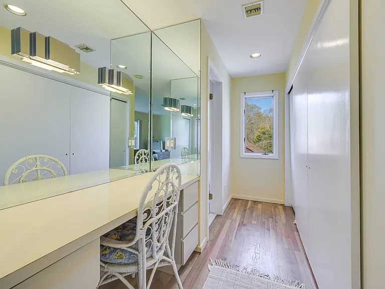 47 Spring Pond Ln — Photo 21