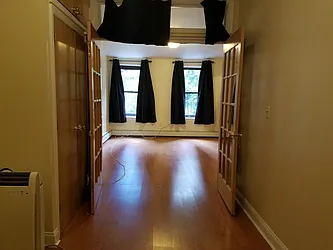 Rented by Manhattan Apartment Organization