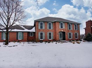 8600 Glen Eagle Ct, Springboro, OH 45066