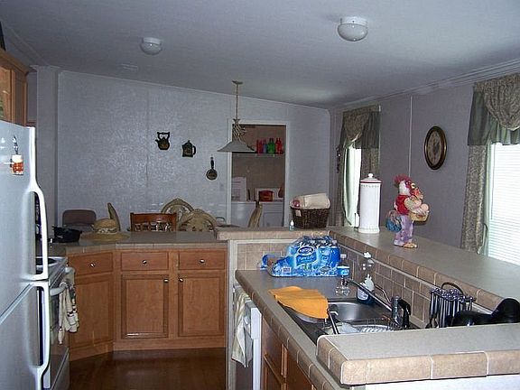 Kitchen/Dining