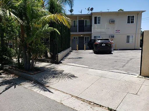 2 bed, 950 sqft, $2,195 — Photo 4
