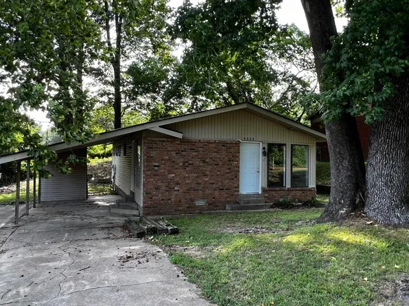 2028 Sycamore Dr, Forrest City, AR 72335