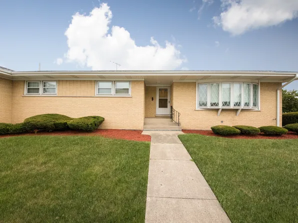 8560 W Winona St, Chicago, IL 60656