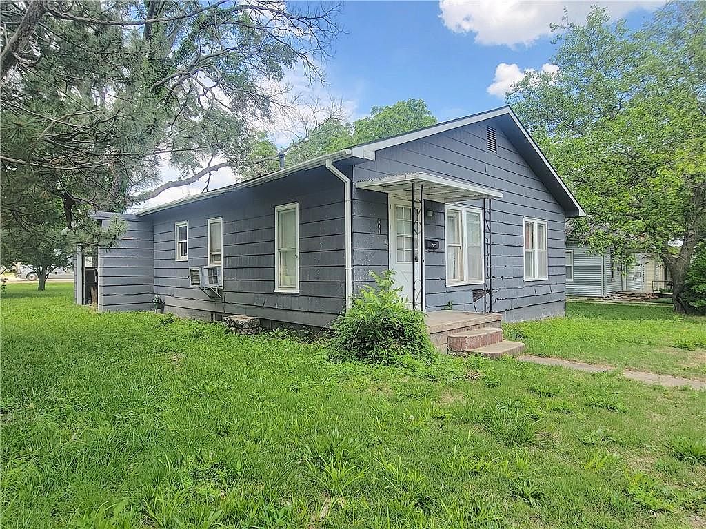 601 E 7th Ave, KS 66032 Zillow