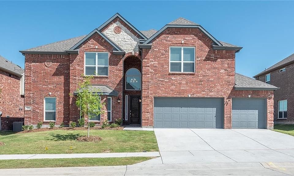 1st image of 304 Westphalian Dr