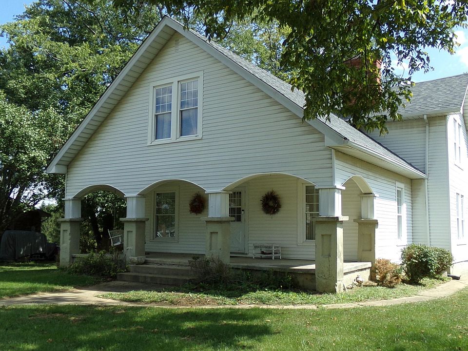 1st image of 415 E Adair St