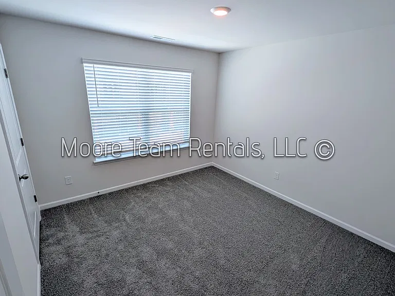 34 Virginia Commons Dr — Photo 20