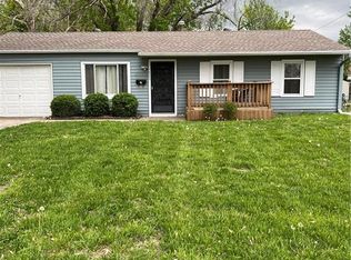 16305 E 15th St S, Independence, MO 64050