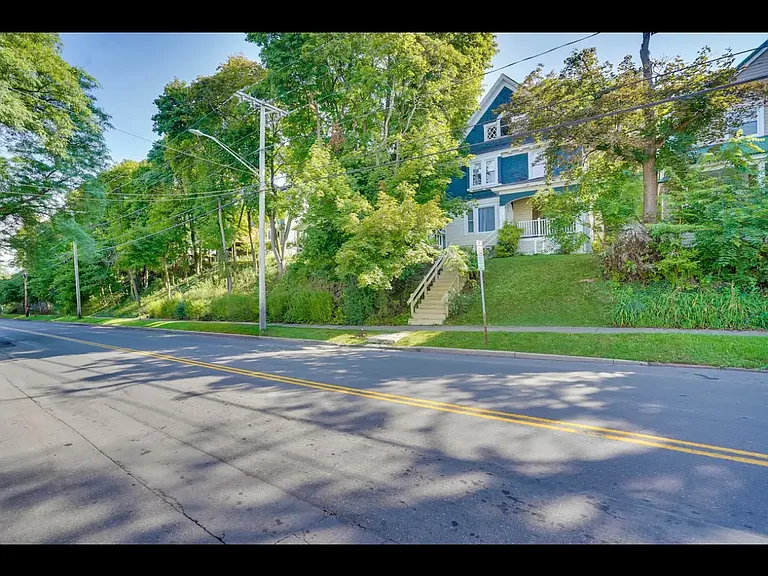 765 Westcott St — Photo 1