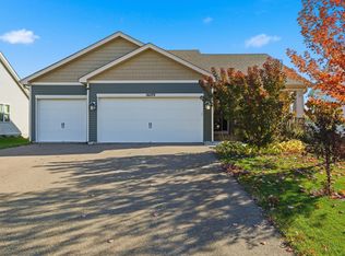 16109 Fairoaks Ave N, Hugo, MN 55038