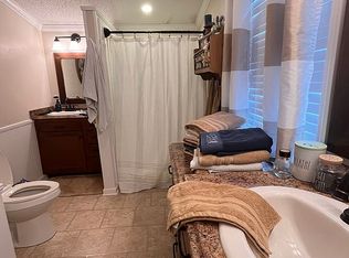 105 Moore Rd, Lookout Mountain, GA 30750