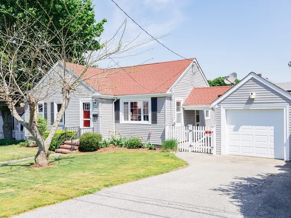 222 Walter St, Fall River, MA 02724