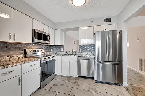 14623 Bonaire Blvd #502 Photo 1