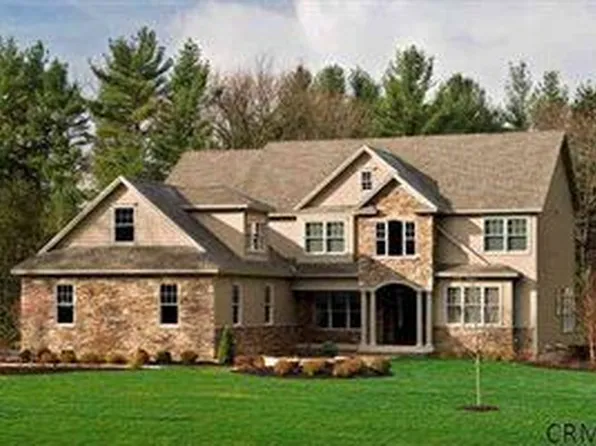 5 Ashleigh Ln, Saratoga Springs, NY 12866