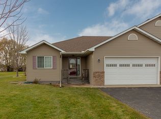 106 Priscilla Ct, Mankato, MN 56001