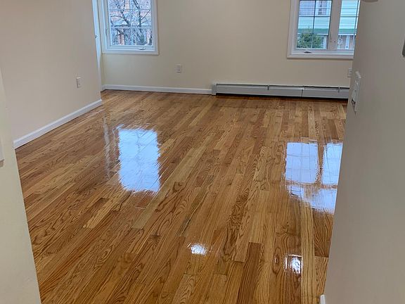 5th image of 13422 155th St #2
