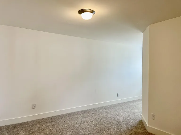 123 Auburn Run Ln #1 — Photo 18