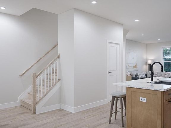 4th image of Aviation Pl #20-R2