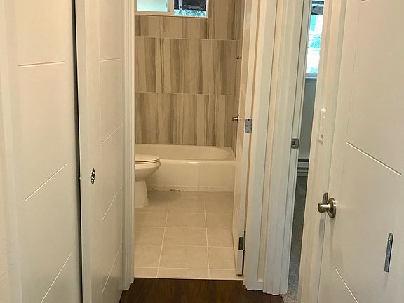 5th image of 10075 Des Moines Memorial Dr S APT 7