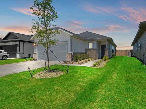 18006 Lasso Mills Dr, Hockley, TX 77447