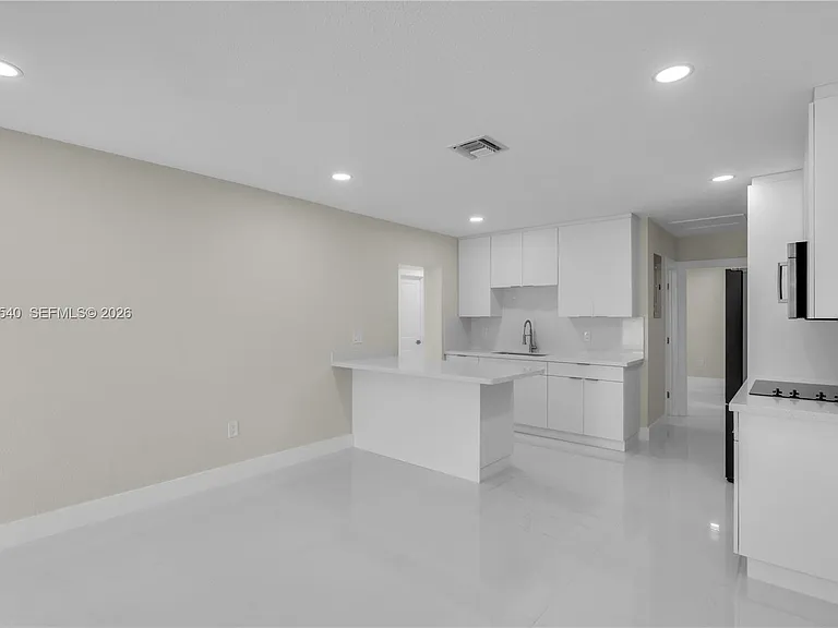 2640 SW 30th Ct #A — Photo 5