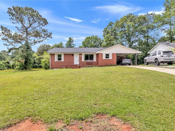 1104 Parkview Dr, Griffin, GA 30224