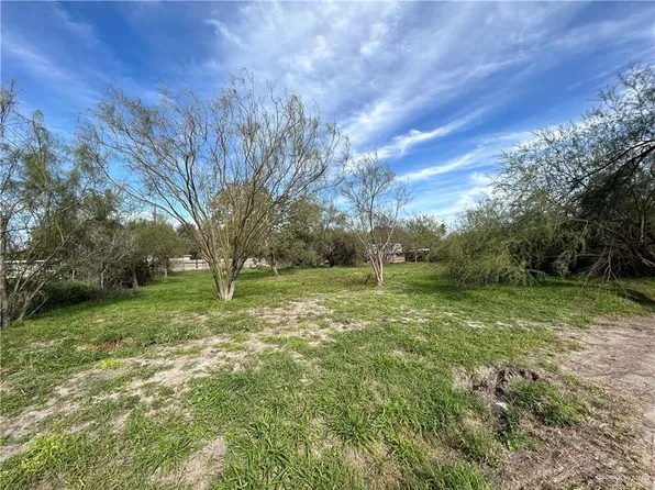 2214 E Madison Ave, Mission, TX 78573