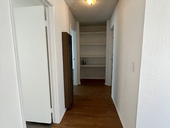 5th image of 1016 Benito Ave APT A