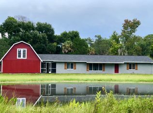 1735 Maplewood Dr, Edgewater, FL 32132