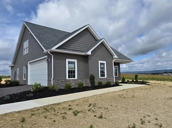 5245 Country Meadow Dr, Dublin, VA 24084