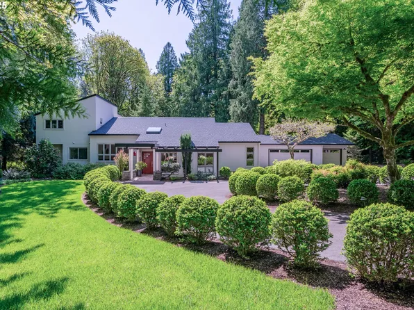 21575 SW Saint James Pl, West Linn, OR 97068